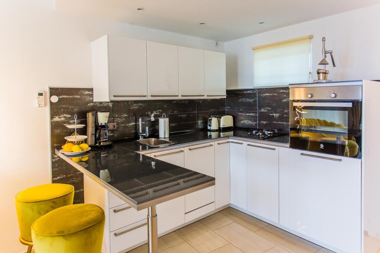 Bora Bora Apartment Marbella
